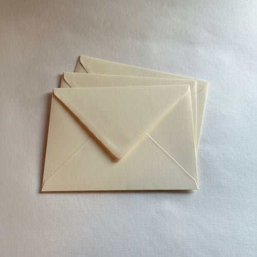 Luxury Rich Cream C5 Envelopes — Pack of 10 · 135gsm